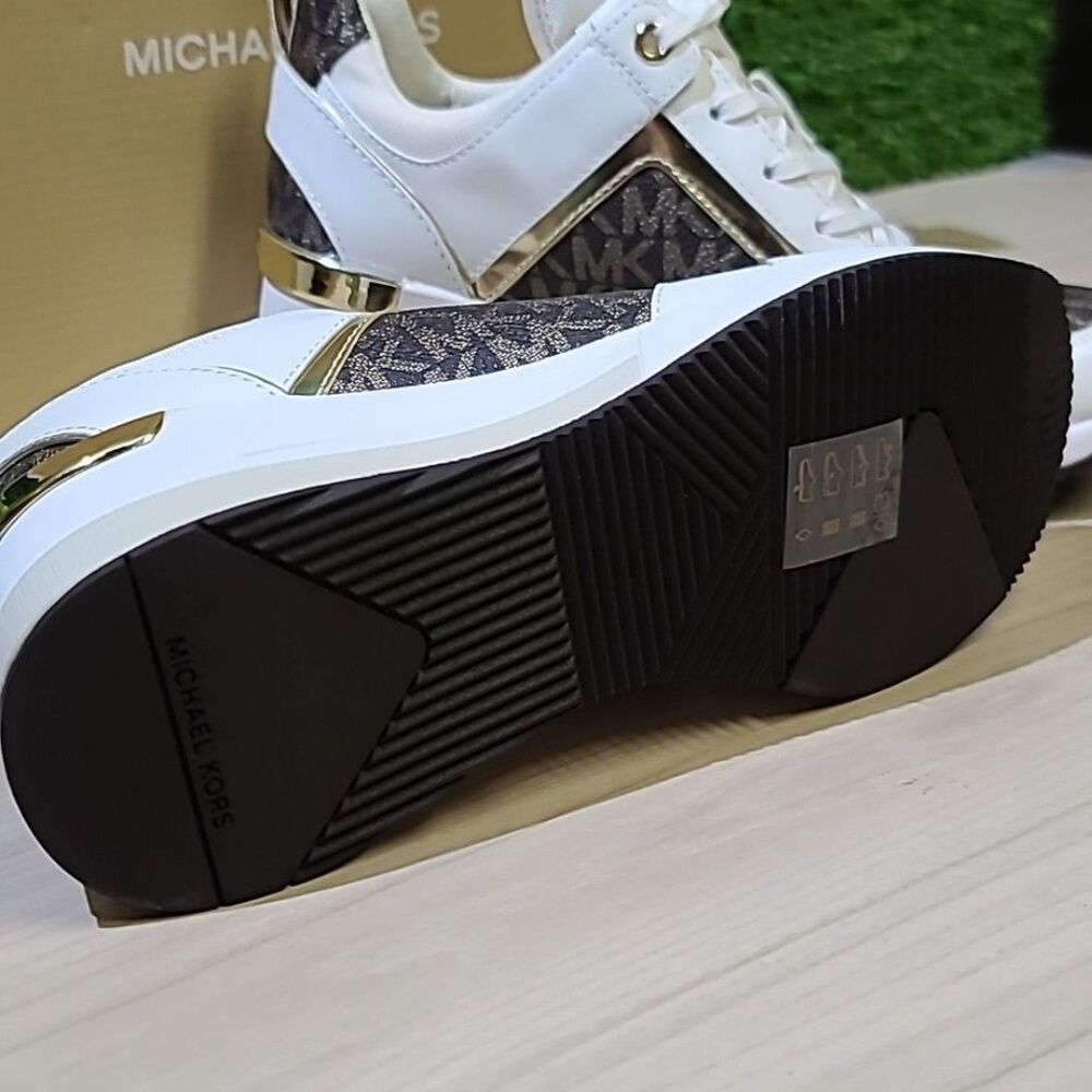 Michael Kors Georgie Trainer Optic White Multi US 6.5 Medium NEW - Picture 6 of 8